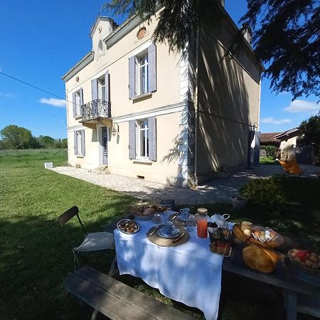 Bed and Breakfast L' Embellie Sur Lot Sainte-Livrade-sur-Lot Zewnętrze zdjęcie